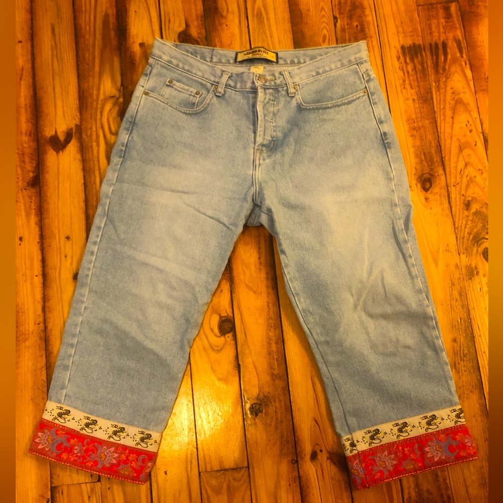 Paris Blue - oriental print cuff capris- size 12